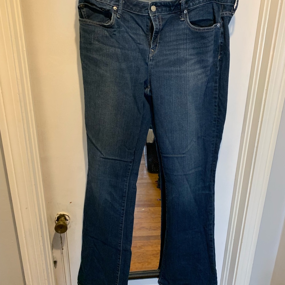 Gap long and lean flares, size 33 tall